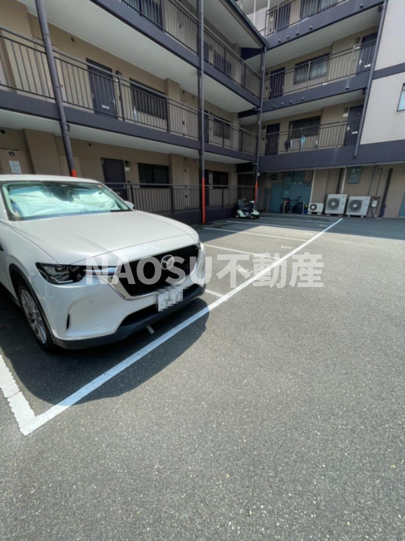 駐車場　駐車場があります