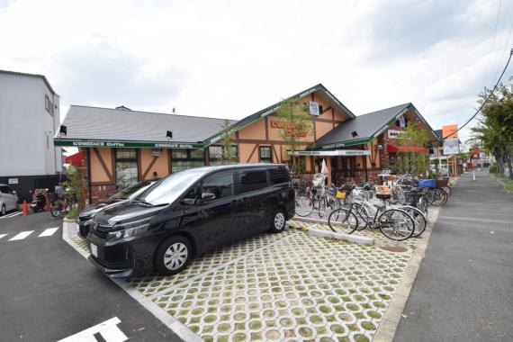 飲食店　コメダ珈琲　東大阪吉田店（飲食店）まで476m