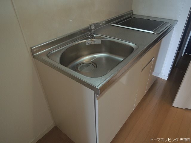 キッチン　※別号室参考写真
