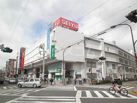 スーパー　西友 調布店（スーパー）まで695m