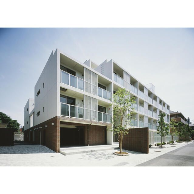 建物外観　外観は落ち着いています