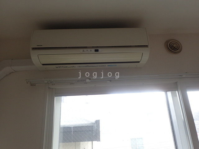その他設備　夏は快適エアコン付き★