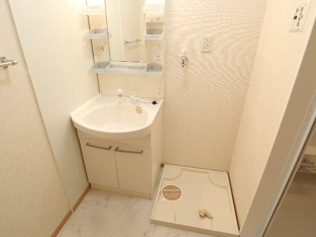 洗面設備　忙しい朝には欠かせない洗面所です
