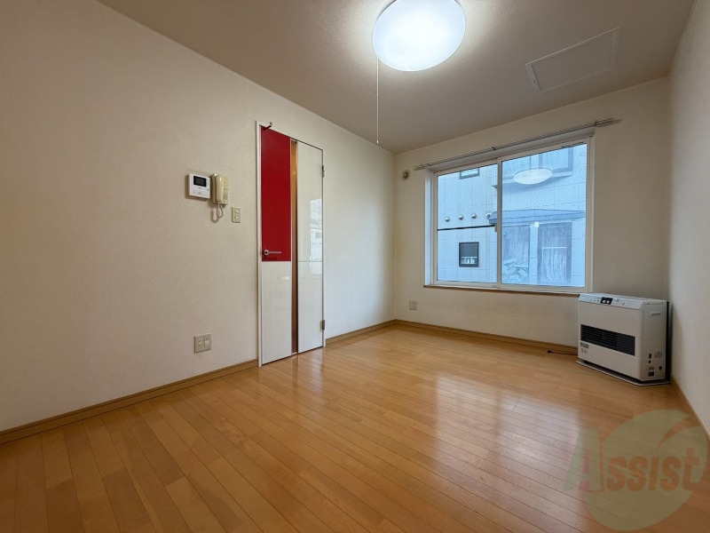 居室・リビング　広くてキレイなお部屋が広がっていて、充実した生活が送れそう。
