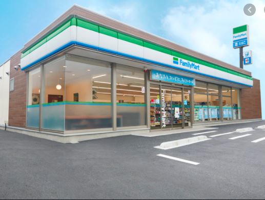 コンビニ　ファミリーマート前橋下小出町店（コンビニ）まで348m