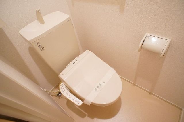 トイレ　コンパクトで使いやすいトイレです