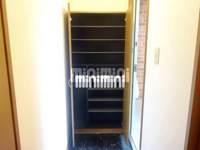収納　別部屋写真（反転）
