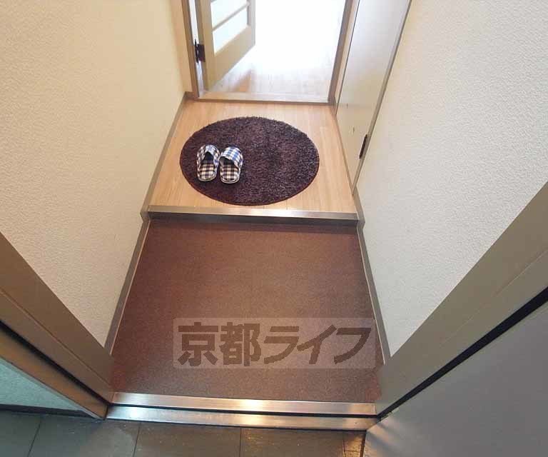 玄関　明るい玄関です。