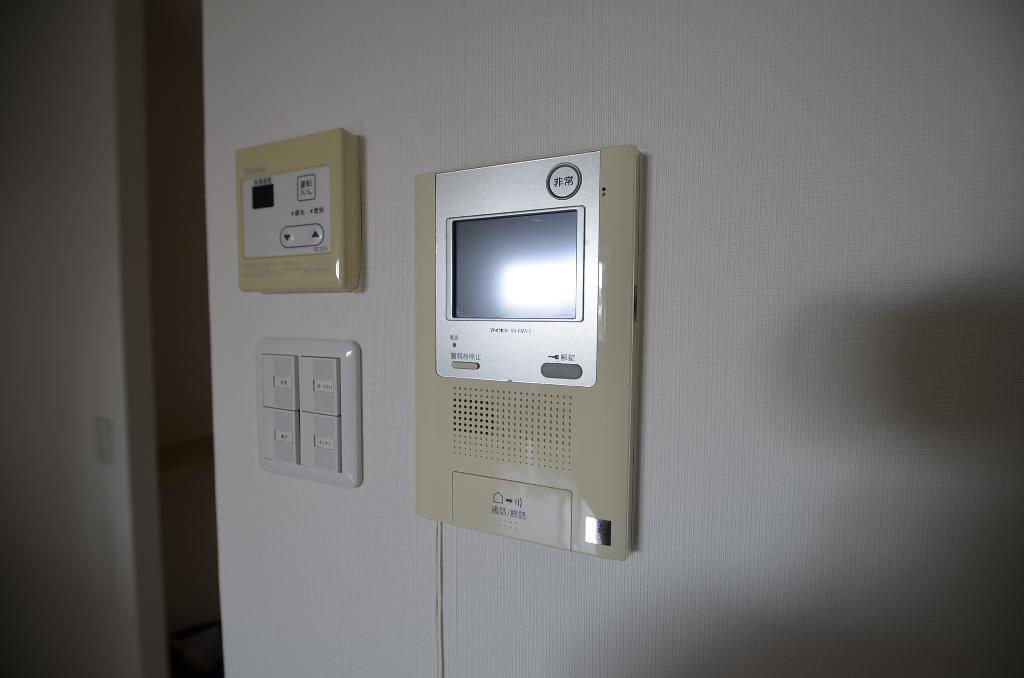 セキュリティ　カメラ付インターホン