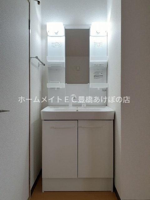 洗面設備　同型別部屋写真