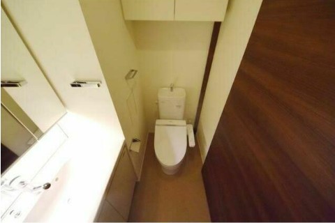 コンフォリア秋葉原EASTのトイレ写真