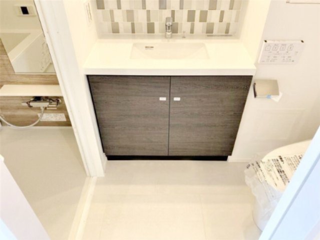 洗面設備　別部屋参考写真