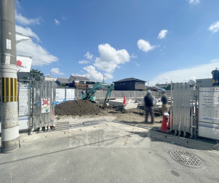 その他　・建築中