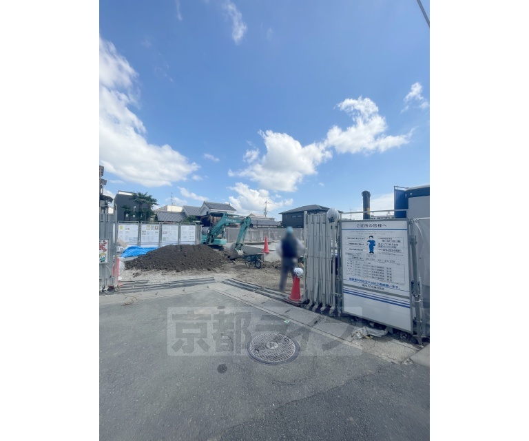 その他　・建築中