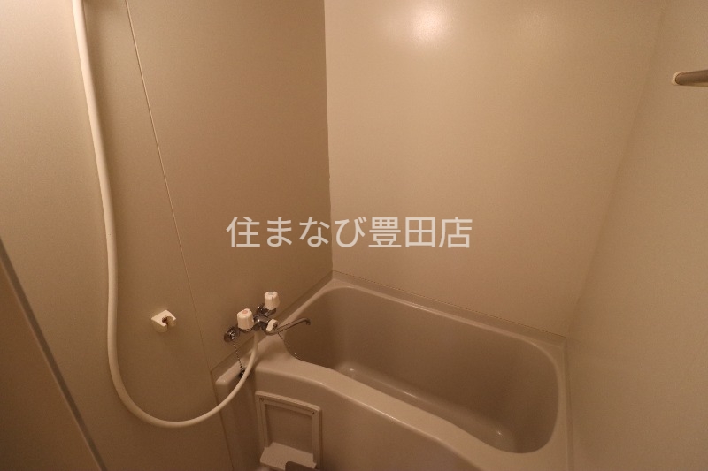 ヴィラ・シフォンIの風呂写真