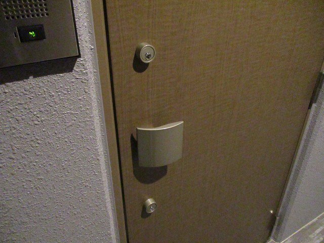 玄関　ディンプルキーＷロック
