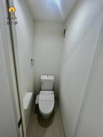 ロワール鶴見花月園前のトイレ写真