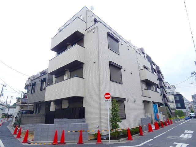 建物外観　建設中