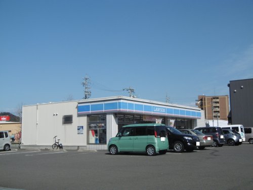 コンビニ　ローゾン岐阜早田栄町5丁目店（コンビニ）まで731m