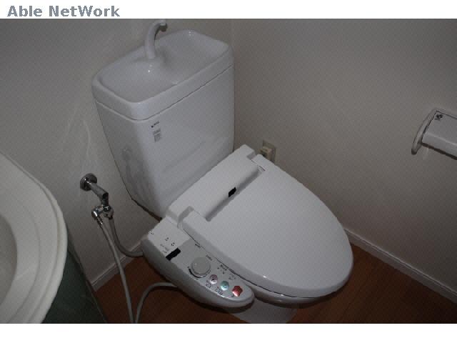 トイレ　トイレ同型
