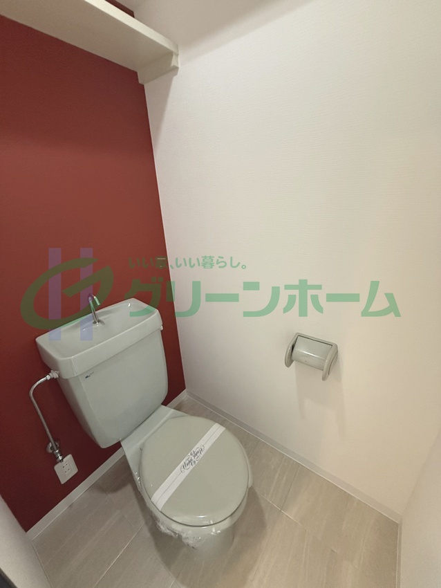 地下鉄長堀鶴見緑地線 玉造駅 徒歩4分 5階建 築33年のトイレ写真