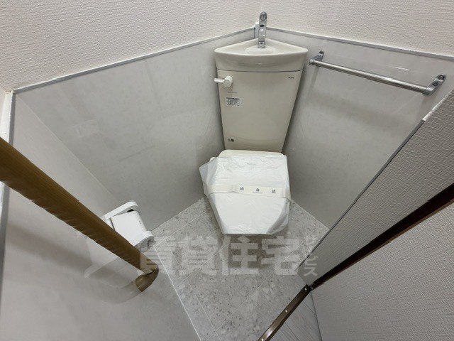 地下鉄御堂筋線 なかもず駅 徒歩18分 2階建 築50年のトイレ写真
