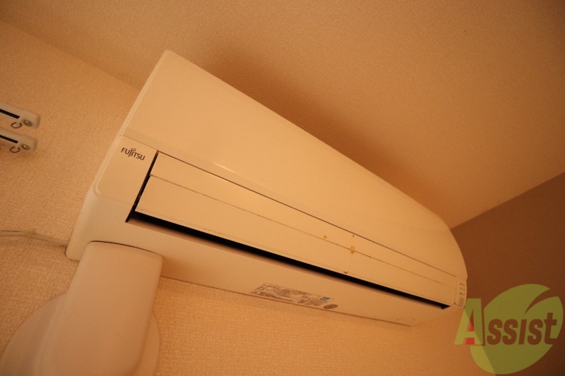 その他設備　季節を問わず快適に過ごせるエアコン付き