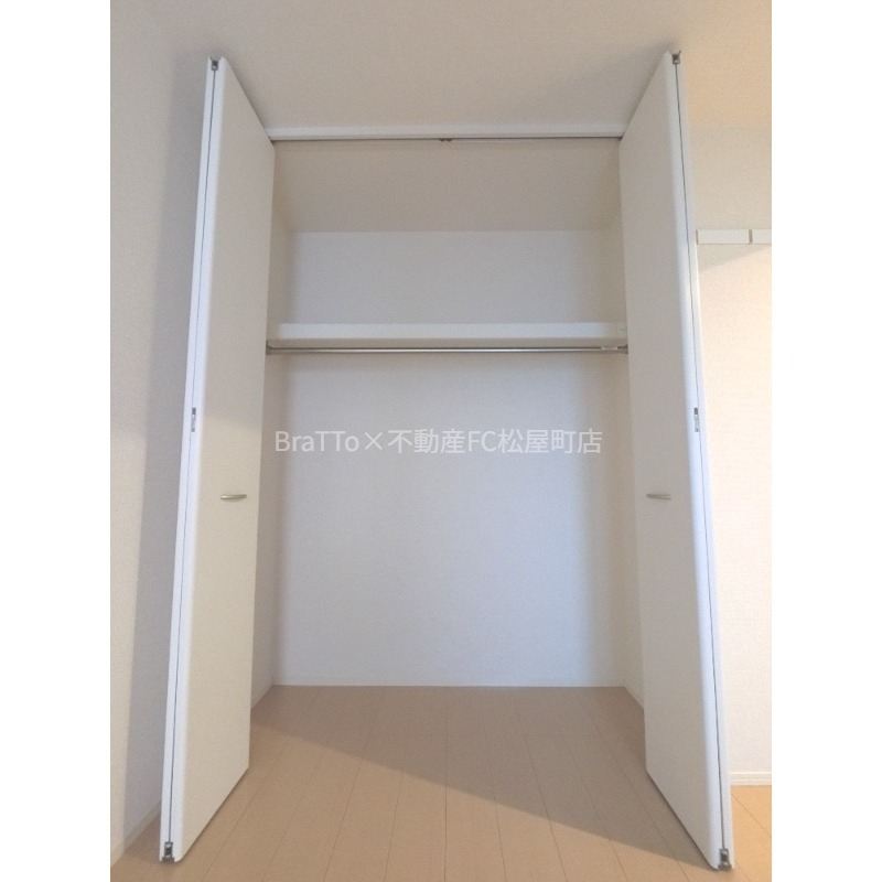 収納　収納（クローゼット）