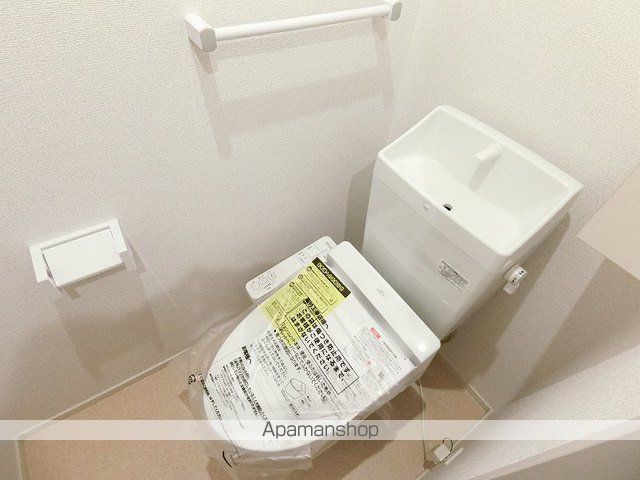 ＪＲ高山本線 坂祝駅 徒歩25分 2階建 築9年のトイレ写真