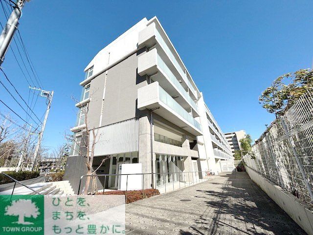 コンフォリア駒場の外観写真