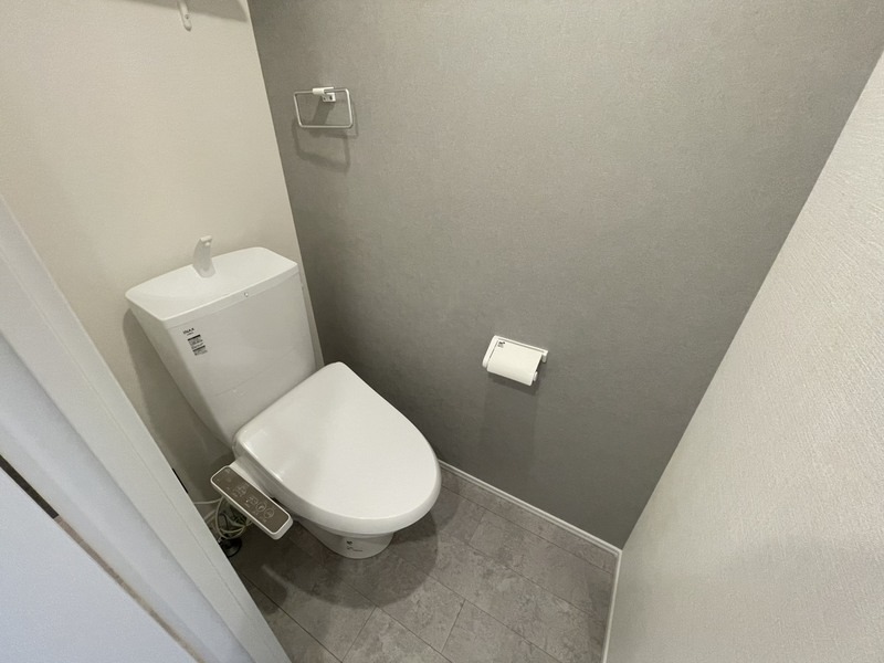 トイレ　※他部屋参考写真