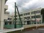 中学校　横浜市立日吉台西中学校（中学校）まで683m