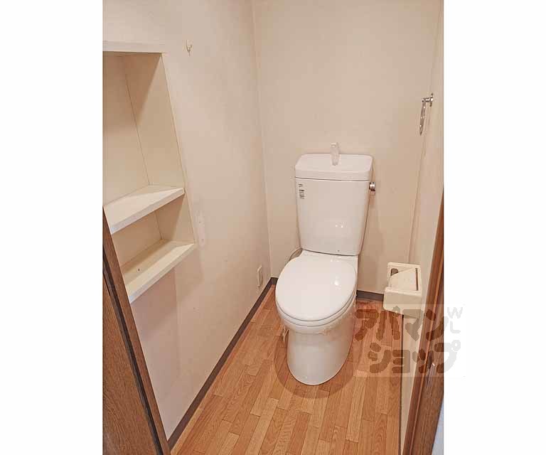 AZハウスのトイレ写真