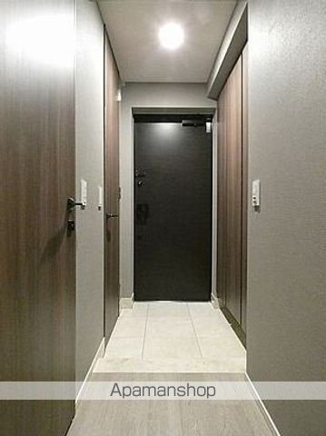 東京メトロ南北線 市ケ谷駅 徒歩5分 11階建 築6年の玄関写真