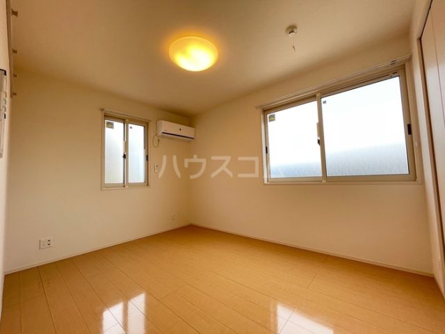 アゼリア A棟の内装写真