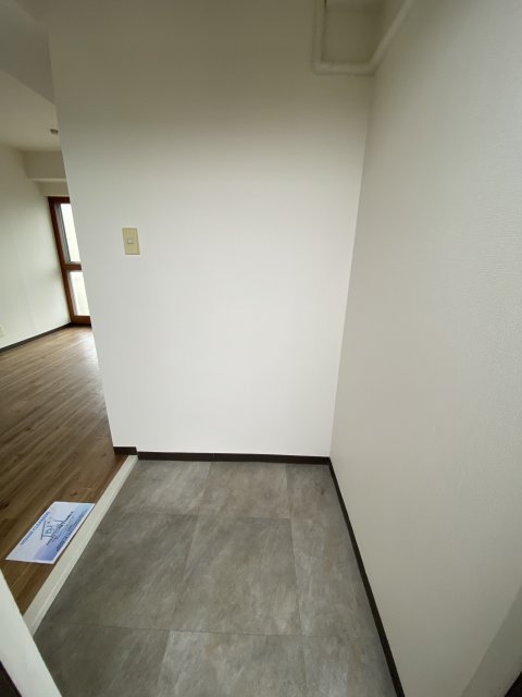 ハイツICHIUの玄関写真