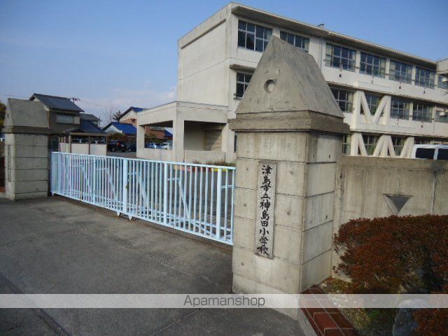 その他　津島市立神島田小学校（その他）まで874m