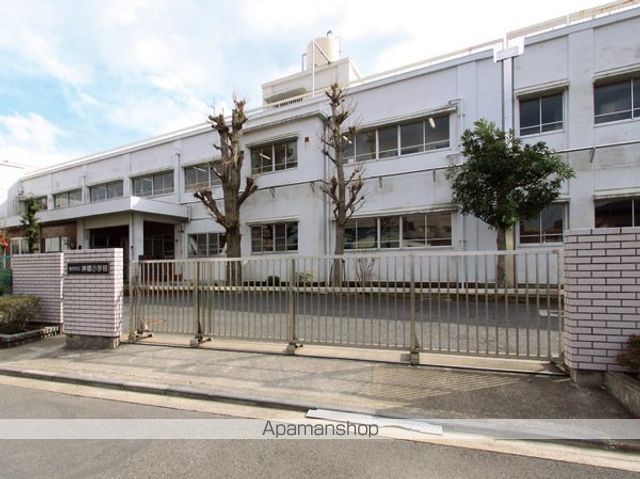 小学校　神橋小学校（小学校）まで416m