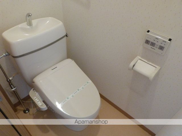 ＪＲおおさか東線 放出駅 徒歩7分 2階建 築15年のトイレ写真