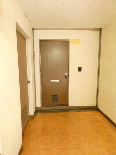 玄関　図面と現状に相違がある場合には現状を優先