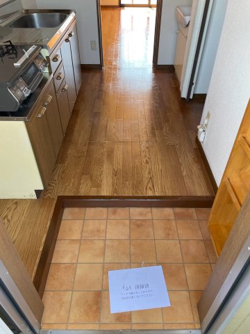 ツインウッズIの玄関写真