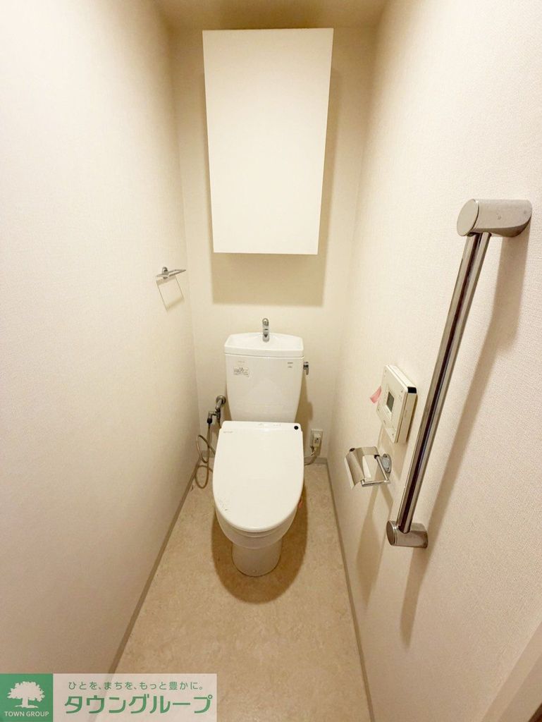 ＪＲ東海道本線 戸塚駅 徒歩18分 8階建 築17年のトイレ写真