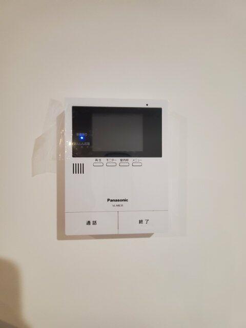 セキュリティ　モニター付きインターホン