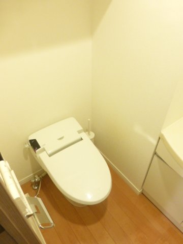 コスモリード南麻布のトイレ写真