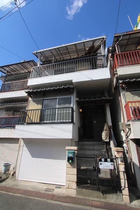 山之上北町3-7 貸家