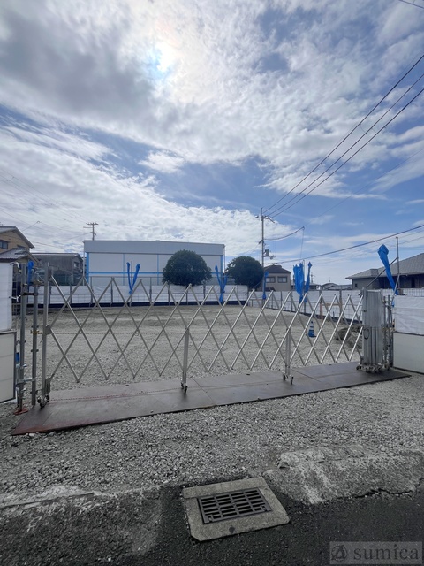 エントランス　現在建築中