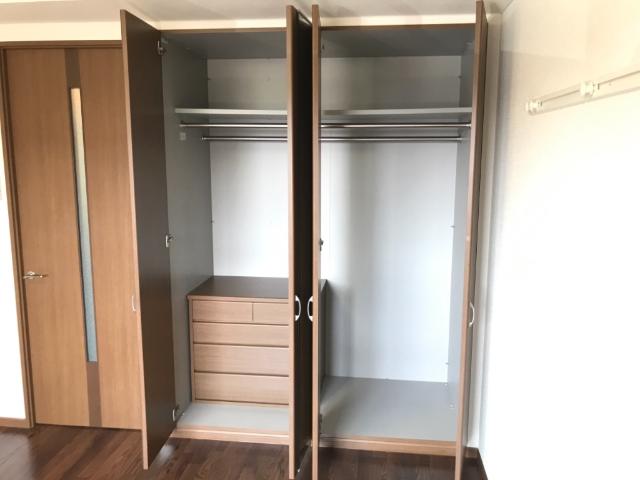 収納　クローゼット