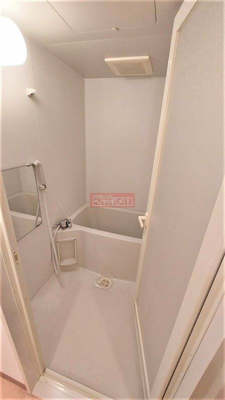 バス・シャワールーム　反転タイプの参考写真／同建物参考写真