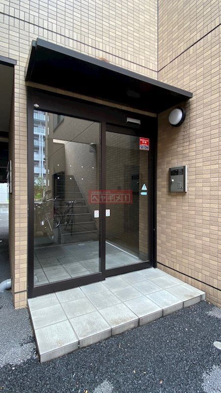 エントランス　同建物参考写真
