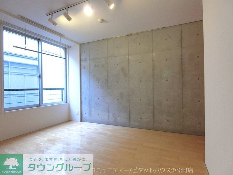 西武新宿線 新井薬師前駅 徒歩6分 4階建 築12年の居間写真